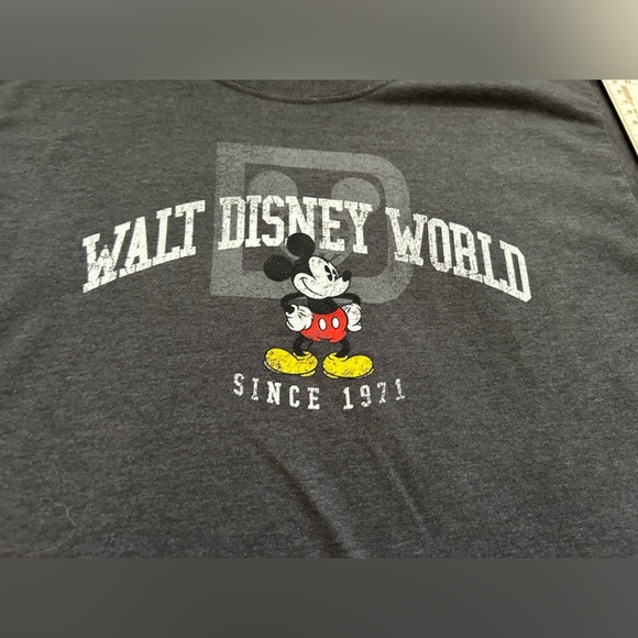 Walt Disney World Tshirt​ - Picture 4 of 5